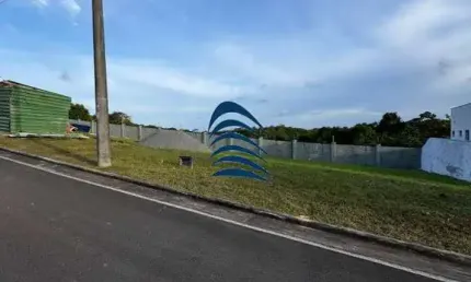 Excelente oportunidade de terreno no Terras Alphaville Camaçari, com 280m2, quitado e escriturado (11,20 de frente por 25 lateral).  IPTU: R$1000 Cond