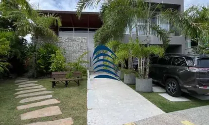 Casa em condomínio fechado com 5 quartos à venda na Residencial Itapuã, Alphaville I, Salvador
