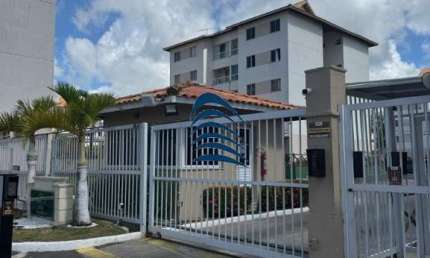 Apartamento Abrantes estrada do coco  Condomínio fechado com total estrutura  Reserva parque 3/4 suite varanda  Porteira fechada