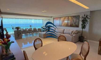 Apartamento à venda com 144m2, 3 suítes e suíte master com closet, lavabo, dependência completa, roupeiro, varanda gourmet integrada à sala, armários em todos os cômodos, nascente, andar alto e deslum