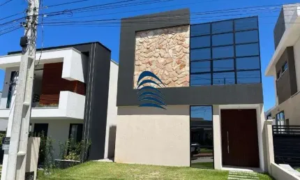 Excelente Casa Duplex no Condomínio Villa Florença- Abrantes