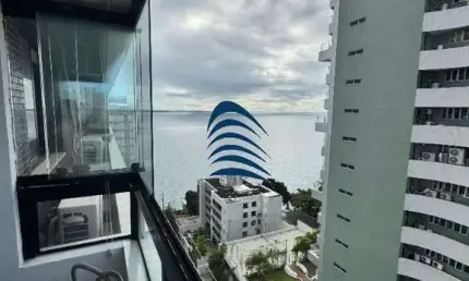 Apartamento no corredor da vitória, quarto e sala, vista mar, 36m2, recém reformado, 01 vaga de garagem, 1 banheiro.   todos os ambientes climatizados