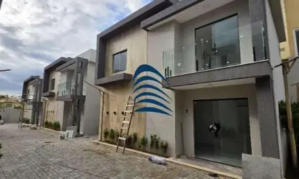 EXCELENTE CASA SOLTA EM CONDOMÍNIO FECHADO EM VILLAS DO ATLÂNTICO / IPITANGA