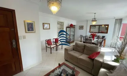 Amplo apartamento no Candeal, 130m² , 3/4, sendo 1 suíte, nascente tota