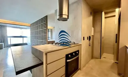 Apartamento reformado de 1/4 com 54?m² à venda no Caminho das Árvores