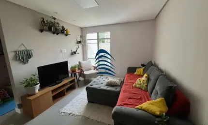 EXCELENTE apartamento 1/4 com 50 m2 e 2 banheiros na Barra. Pertinho do Porto da Barra, comércio para fazer tudo a pé. Rua segura, com portaria 24 horas.