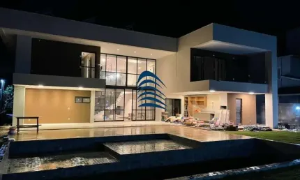 Esplêndida mansão em busca vida reserva buscaville  magnífica mansão em busca vida no condomínio reserva buscaville nascente com 624m2 de área construída, terreno de 892m2 4 suites sendo 1 master, sal