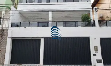 Casa 5/4 com 3 Pavimentos em Salvador Matatu  Casa lindíssima toda nova!