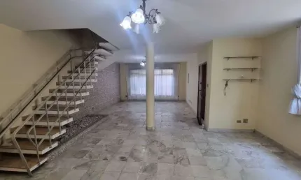 Casa com 5 dormitórios à venda, 335 m² por R$ 1.600.000,00 - Gonzaga - Santos/SP