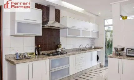 Casa com 3 dormitórios à venda, 200 m² por R$ 825.000,00 - Vila Fátima - Guarulhos/SP