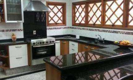 Sobrado com 4 dormitórios à venda, 250 m² por R$ 764.000,00 - Jardim Paraventi - Guarulhos/SP