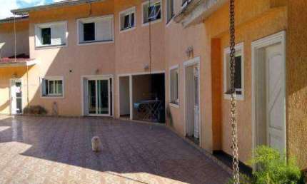 Sobrado com 05 dormitórios à venda, 570 m² por R$ 2.950.000 - Condomínio Arujazinho III Parte - Arujá/SP