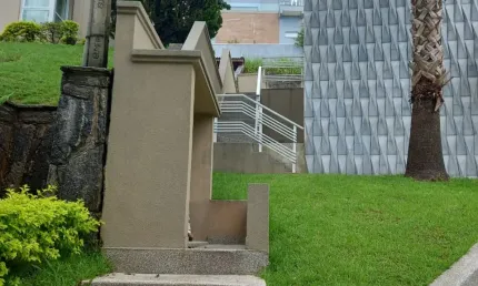 Casa de condomínio 250m2, 03 suítes, ESTUDO PERMUTA POR IMÓVEIS DE MENOR VALOR EM GUARULHOS.