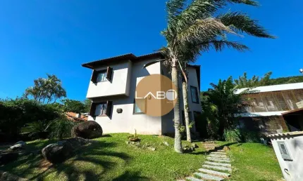 Casa à Venda no Condomínio Vereda Tropical – Cachoeira do Bom Jesus, Florianópolis/SC