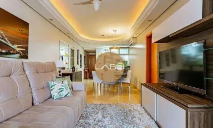 Apartamento  3 domitórios sendo 1 suíte a 50 metros do mar.