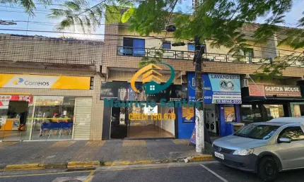 Loja comercial para locação em Mongaguá, bairro Centro, localização estratégica ao lado do CORREIOS e comércios de diversos segmentos