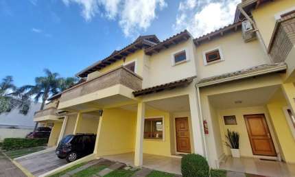 Casa com 3 dormitórios para alugar, 150 m² por R$ 4.350,00/mês - Ipanema - Porto