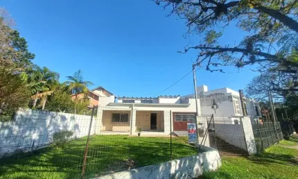 Casa com 4 dormitórios para alugar de 200 m²  - Ipanema - Porto Alegre/RS