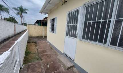 Casa com 1 dormitório para alugar, 39 m² por R$ 1.368/mês - Medianeira - Porto A