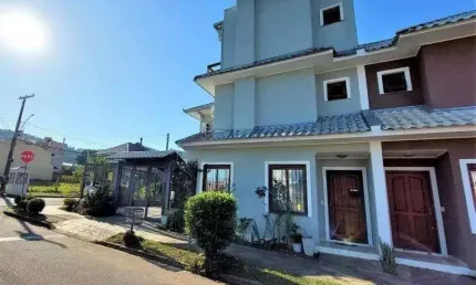Casa 3 dormitórios sendo 3 suítes para locação no bairro Aberta dos Morros