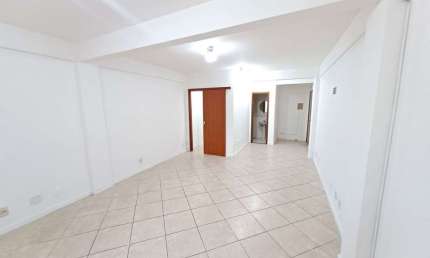 Sala para alugar, 60 m² por R$ 1.941,60 - Cavalhada - Porto Alegre/RS