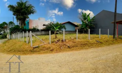 Terreno à venda no Icarai, Araquari 