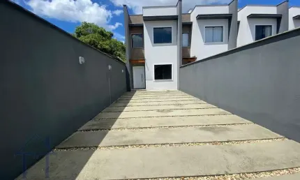 Casa com 3 quartos à venda no Bom Retiro, Joinville 