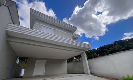 Casa com 4 quartos à venda no Glória, Joinville 