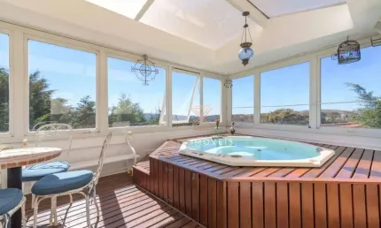 Casa com 7 dormitórios à venda, 588 m² por R$ 3.200.000 - Colinas Capivari - Campos do Jordão/São Paulo