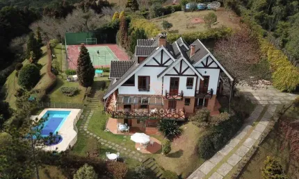 Casa com 5 dormitórios à venda, 800 m² por R$ 4.800.000,00 - Gran Ville - Campos do Jordão/SP