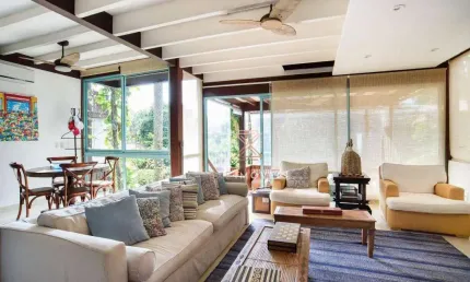 Casa com 4 dormitórios à venda, 211 m² por R$ 3.300.000 - Camburi - São Sebastião/SP
