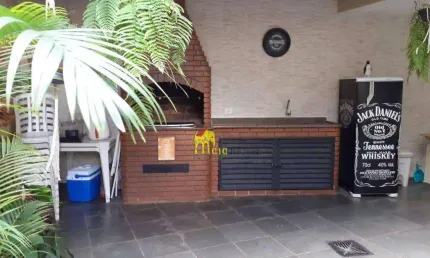 Sobrado com 3 dormitórios à venda, 220 m² por R$ 850.000,00 - City Pinheirinho - São Paulo/SP