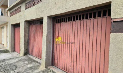 Excelente imóvel para renda. um sobrado com quatro casas no terreno de 10x33m.