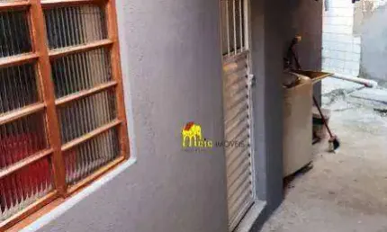 Casa com 1 dormitório para alugar por R$ 1.300,00/mês - Parque São Domingos - São Paulo/SP