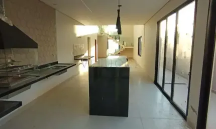 Casa de alto padrão com suíte master à venda em indaiatuba!