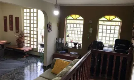 Casa com edicula á venda em campinas na vila aurocan!