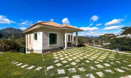 Casa com 2 dormitórios à venda, 116 m² por R$ 695.000,00 - Parque do Imbui - Teresópolis/RJ