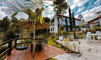 Casa à venda, 500 m² por R$ 2.480.000,00 - Golfe - Teresópolis/RJ