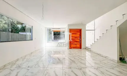 Casa com 4 dormitórios à venda, 219 m² por R$ 850.000,00 - Granja Guarani - Teresópolis/RJ