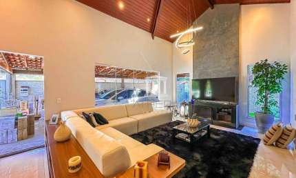 Casa com 4 dormitórios à venda, 232 m² por R$ 1.400.000,00 - Barra do Imbuí - Teresópolis/RJ
