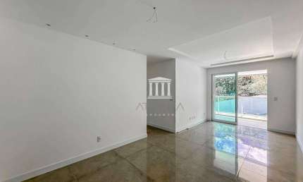 Apartamento com 3 dormitórios à venda, 105 m² por R$ 850.000,00 - Agriões - Teresópolis/RJ