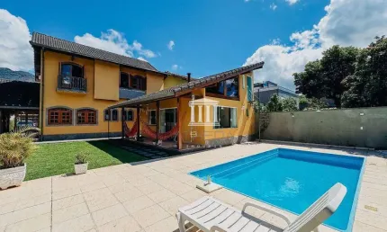 Casa à venda, 211 m² por r$ 1.750.000,00 - comary - teresópolis/rj