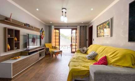 Cobertura com 3 dormitórios à venda, 195 m² por R$ 880.000,00 - Várzea - Teresópolis/RJ