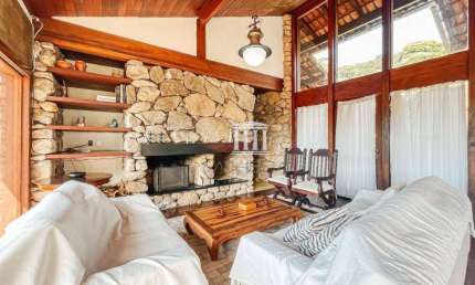 Casa com 4 dormitórios à venda por R$ 2.100.000,00 - Comary - Teresópolis/RJ