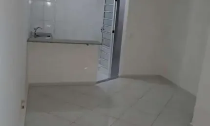 Casa para locação em SP, Parada Inglesa! 2 quartos, 1 banheiro, sem vaga, 45m². Próximo ao metrô e Shopping Tucuruvi. Agende sua visita agora!