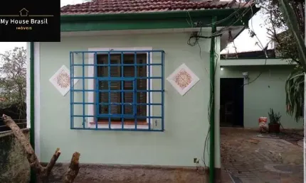 Casa à venda: 5 quartos, 1 sala, 4 banheiros, 5 vagas de garagem, 343,00 m² no bairro Santa Teresinha