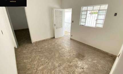 Casa para locação na Zona Norte de SP: 2 quartos, suíte, 1 vaga, 100m²! Venha conferir essa oportunidade incrível!