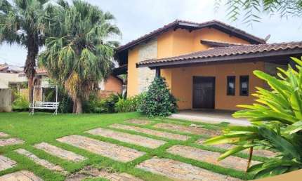 Belíssimo imóvel para você morar com conforto e segurança com sua família no Condomínio Colonial Village l