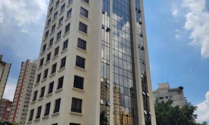 Sala disponível para Locação ou Venda no Morumbi, em São Paulo. Ela fica na Av. Dr. Guilherme Dumont Villares x Rua Karl Richter com 36 m² e 1 vaga