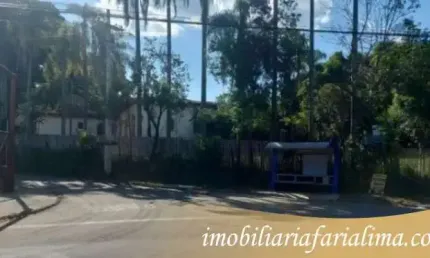 Estamos oferecendo um terreno em venda judicial por apenas r$ 1.344.000,00 em um lance único.